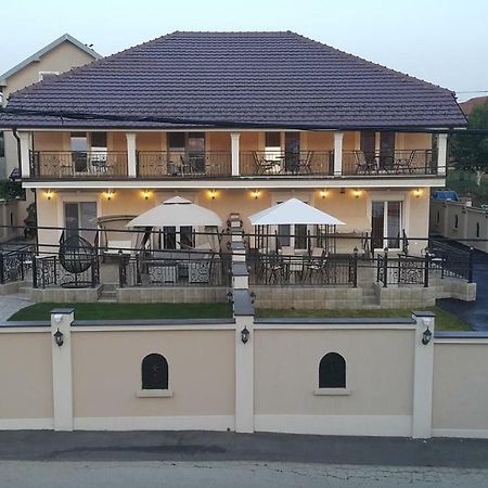 Apartments Exclusive Белград Екстер'єр фото