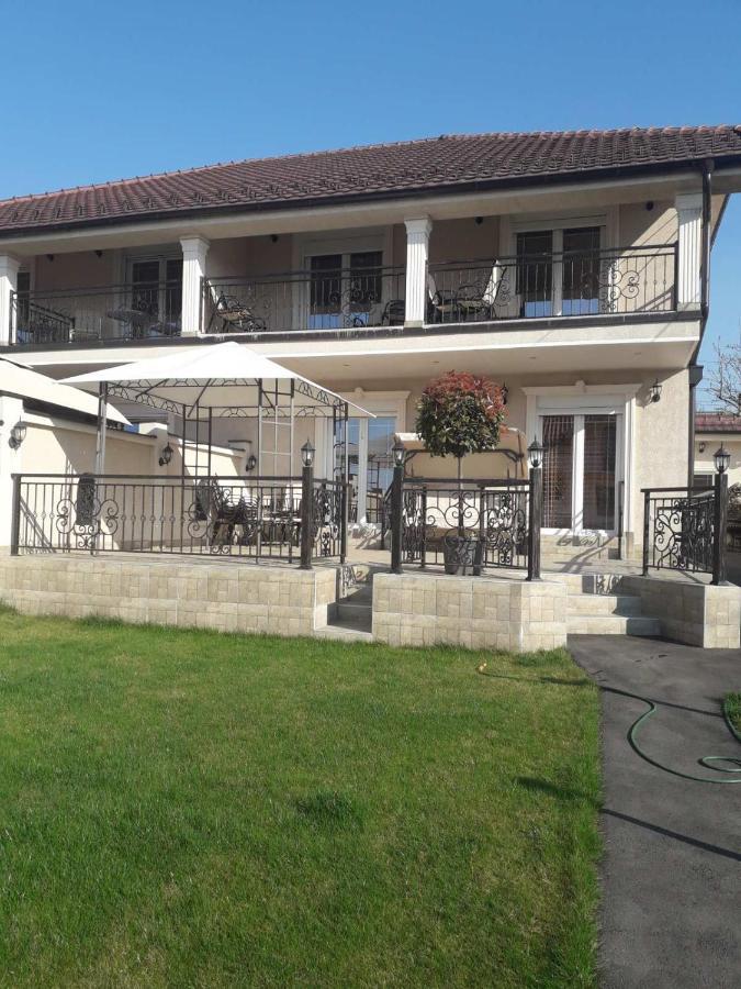 Apartments Exclusive Белград Екстер'єр фото