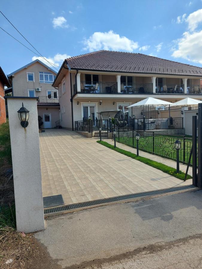 Apartments Exclusive Белград Екстер'єр фото